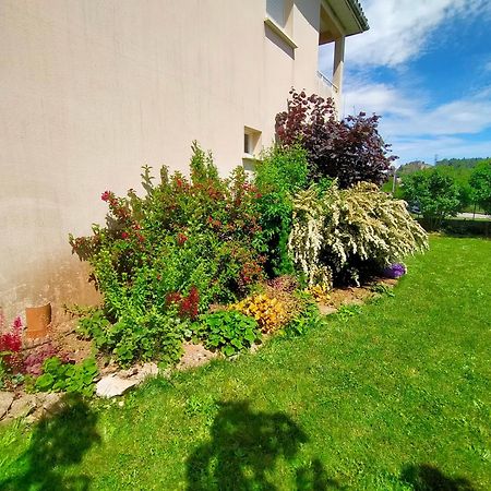 Acaba D'Entrar Bed & Breakfast Le Caylar Dış mekan fotoğraf